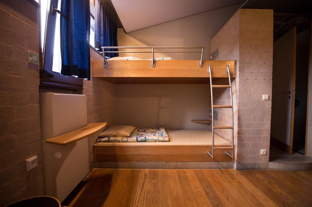 Auberge De Jeunesse De Mons Room photo